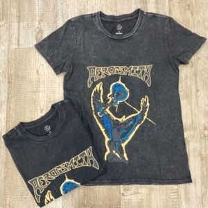 New - Aerosmith T-shirt